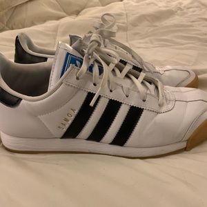 Adidas Samoa Women’s 8.5 White with Black Stripes